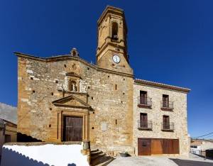 08165_SANAHUJA_01_MAIN-FRONT_W