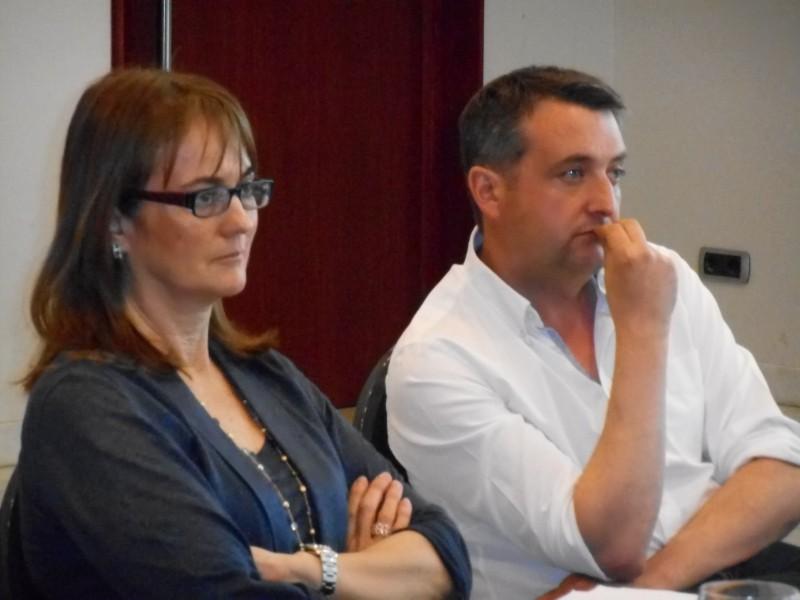De izquierda a derecha; Nuria Casamiquela la nueva presidenta de EMCCAT Grup y Josep M. Bosom nuevo secretario.
