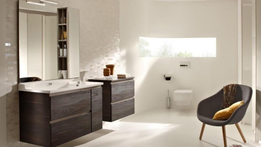 Cajones compartimentados del mueble de baño