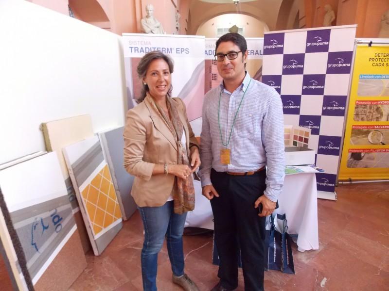 Blanca Cruz, asesora técnica del Colegio de Administradores de Fincas de Sevilla, con Luis Muñoz, de Grupo Puma.