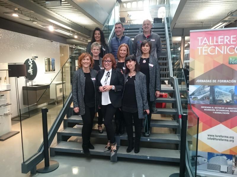 En la imagen, gran parte del equipo de BigMat Fontecha (Burgos).