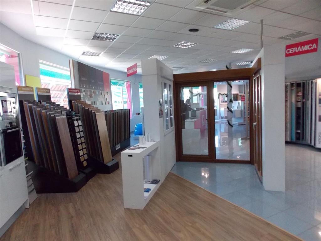 Ceramhome_nueva_tienda_laboratorio (9)
