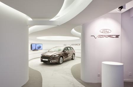 Vignale-Concierge-Lounge2-Hector-Ruiz-Velázquez