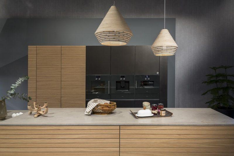 Isla de cocina: NEOLITH® BETON Silk. Stand ZEYCO - Living Kitchen 2017, Colonia (Alemania).