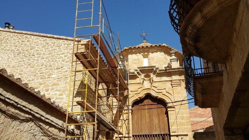 CRETAS ACABADO restauracion de fachada con el sistema ESTone.tex julio 2015 (13)