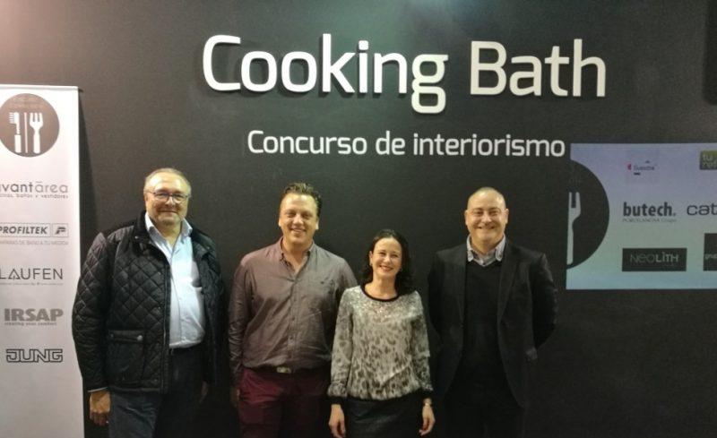 Luis, de Irsap, junto a representantes de Terrapilar