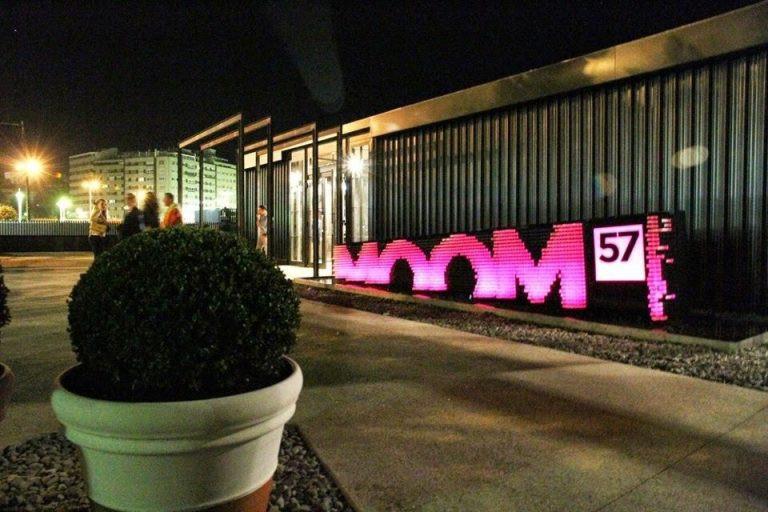 moom-57-rotulo-768x512